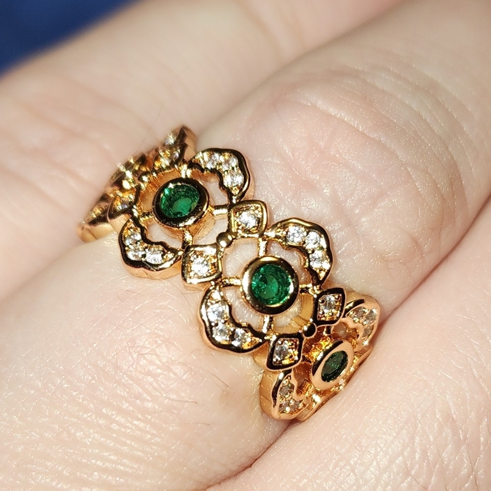 Rose Gold Ring Filigree Green&Clear Crystal Highlights, Pretty Bird, sz: 7 NEW!